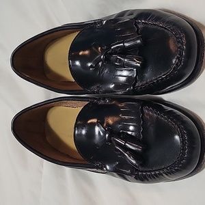 Ladies All Leather Weejuns Loafers